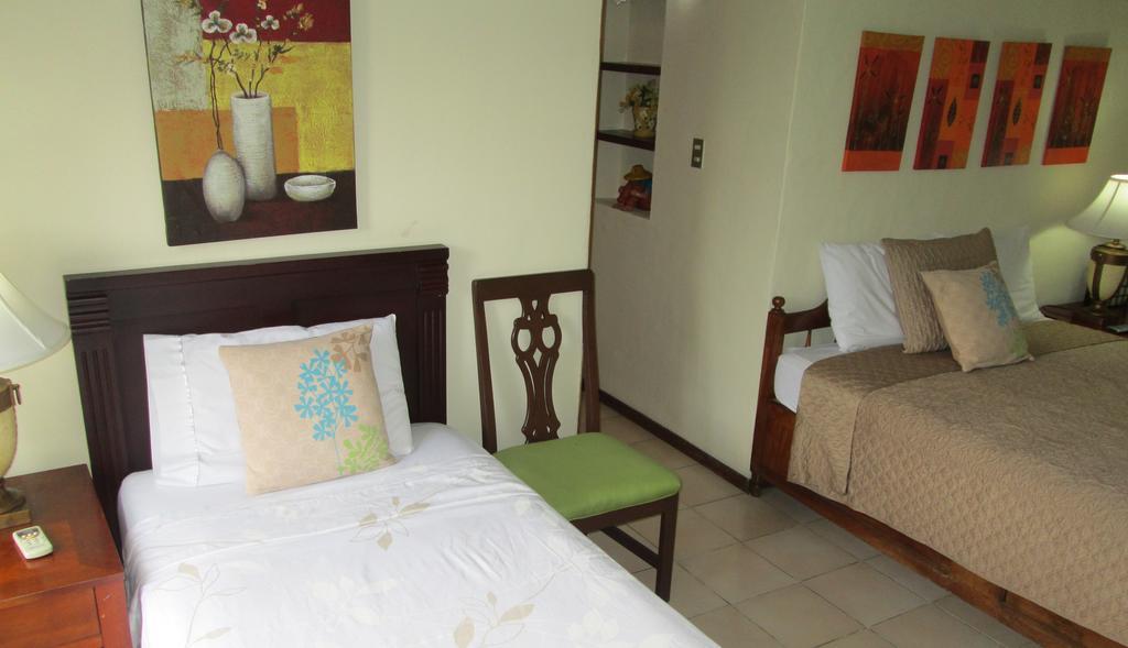Hotel San Mateo San Salvador Habitación foto